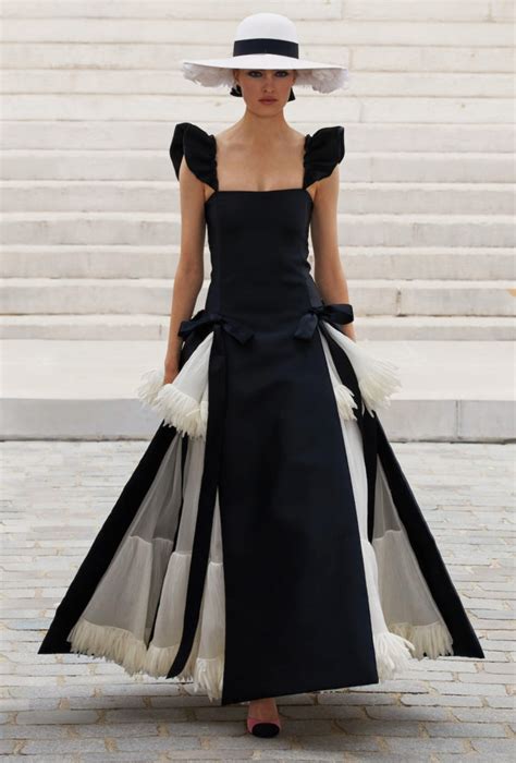 le style chanel est inspiré de|best chanel outfits 2022.